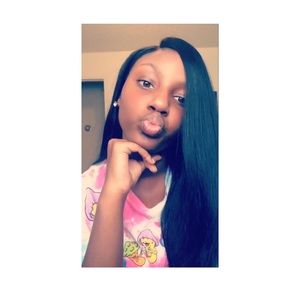 Meet your Posher, Andrielle